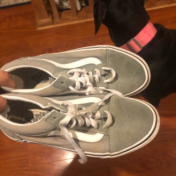 Vans - Picture 3 of 5